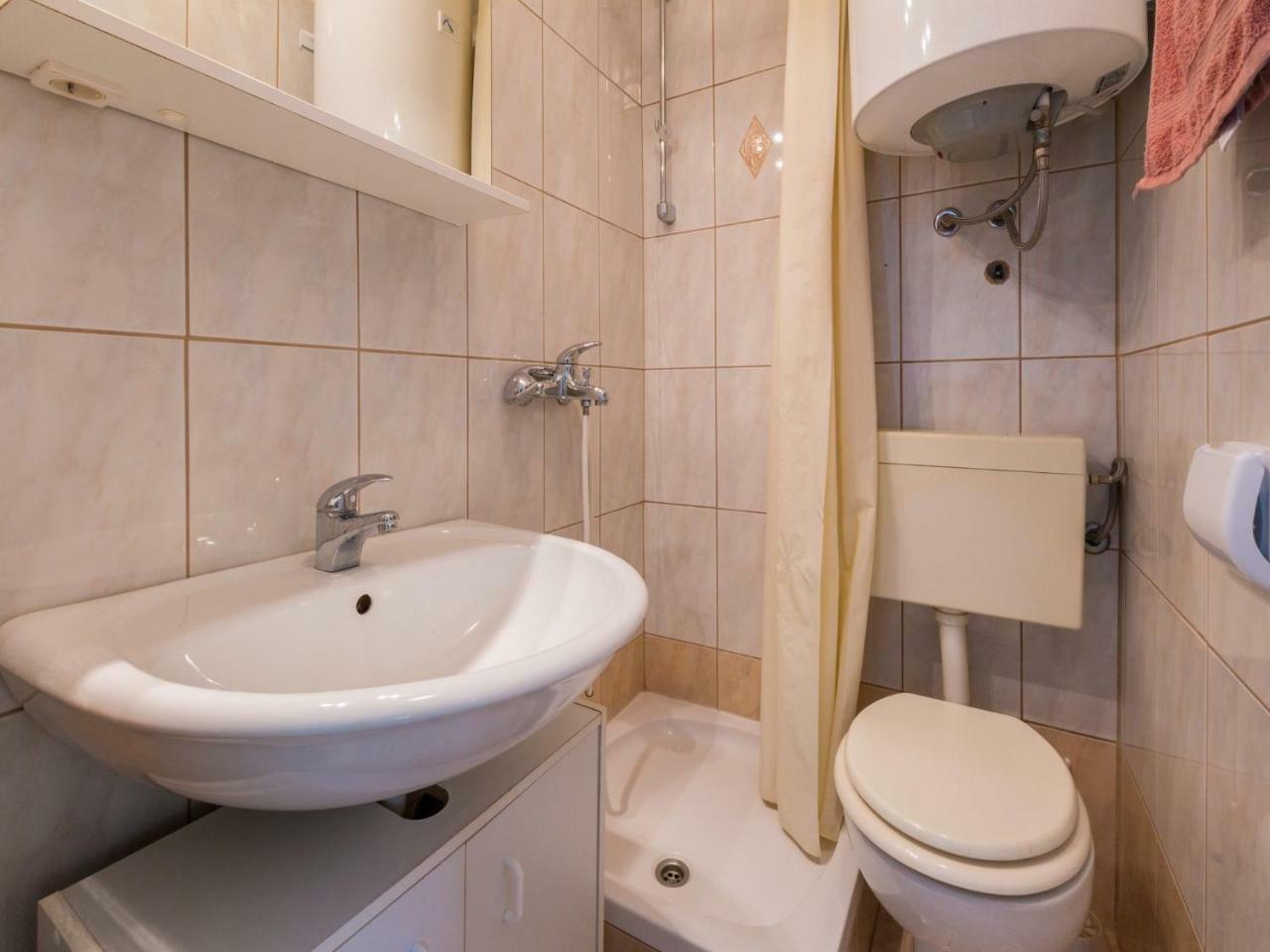Apartments Adrasteja Dramalj Extérieur photo