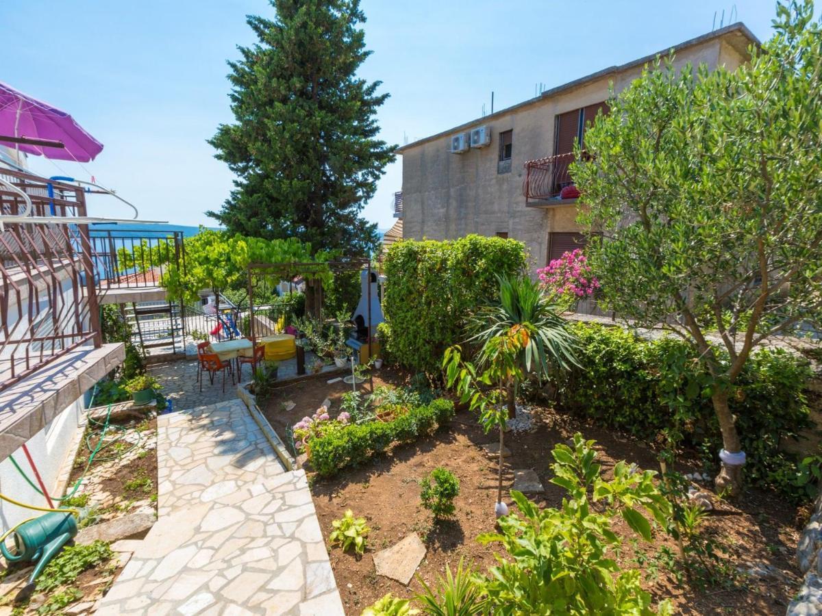 Apartments Adrasteja Dramalj Extérieur photo